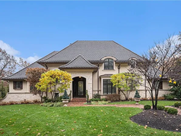1901 Stratford Rd, Mission Hills, KS 66208