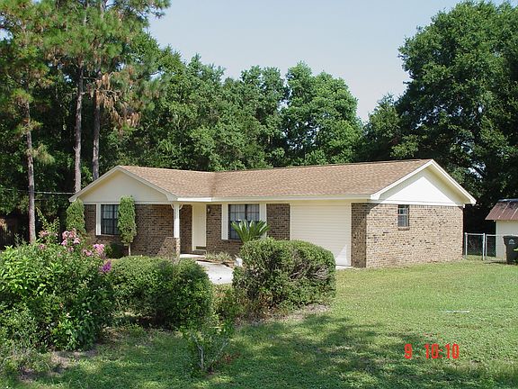 2nd image of 5608 Woodcrest Dr