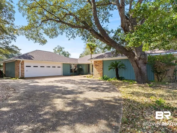 1417 E Fairway Dr, Gulf Shores, AL 36542