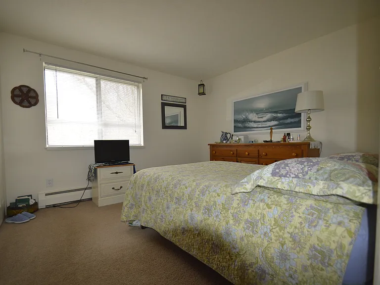 Bedroom_10072020