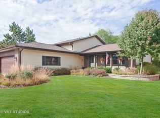 480 Franklin Ln, Elk Grove Village, IL 60007