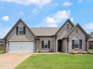 3282 Magnolia Bloom Dr, Hernando, MS 38632