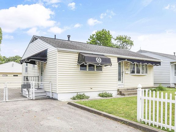 4th image of 3142 Hillgate Rd
