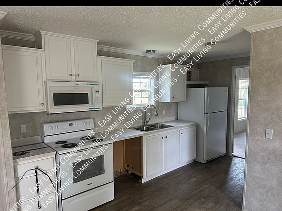 3rd image of 53 Genns Ln