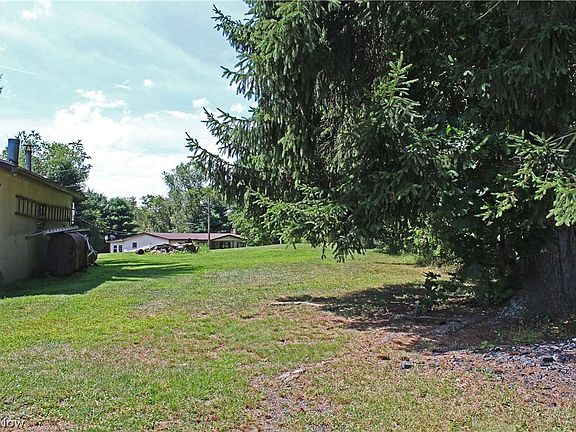 5th image of Whispering Pines Ln