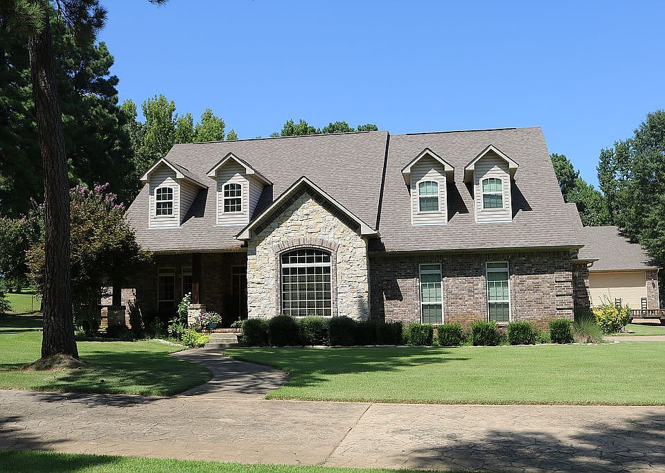 1st image of 907 Beaver Lake Dr