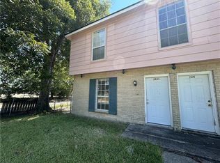 2431 Octavia Dr, Chalmette, LA 70043