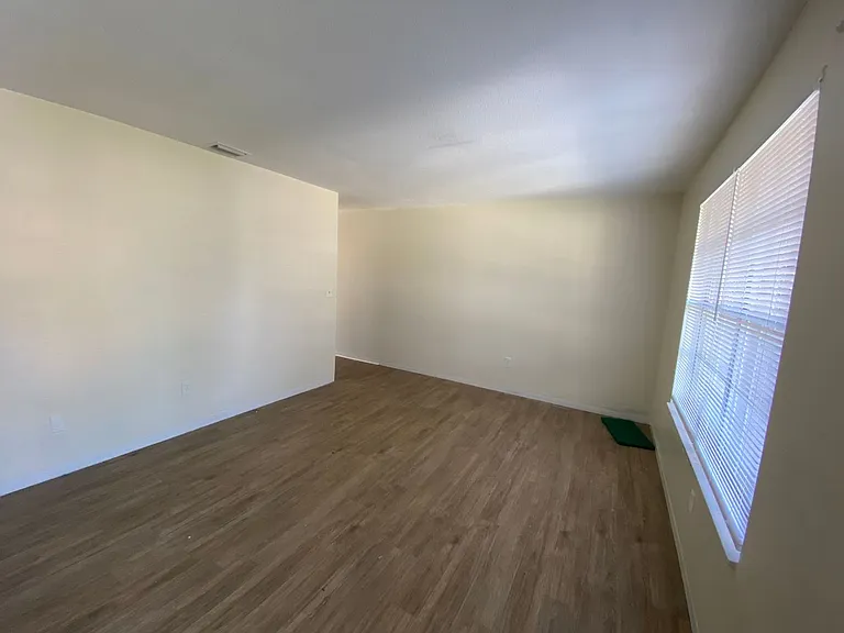 1336 W Fowler Dr #A — Photo 4
