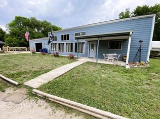 118 S 3rd St, Bridgeport, KS 67416