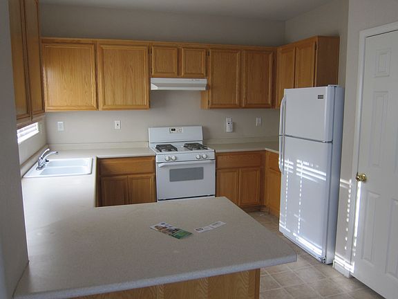 5th image of 6725 Old Valley St