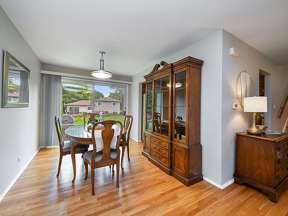 4th image of 1174 Kent Ct