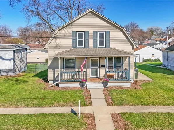 122 N Stott St, Genoa, IL 60135