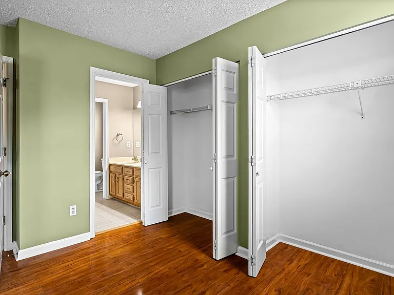 8807 Ryegate Dr — Photo 39