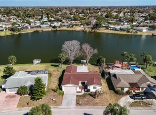 9616 Lake Christina Ln, Port Richey, FL 34668