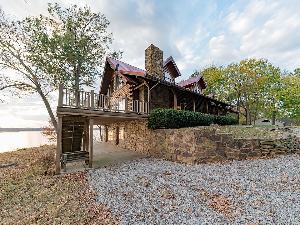 Southeastern view of home