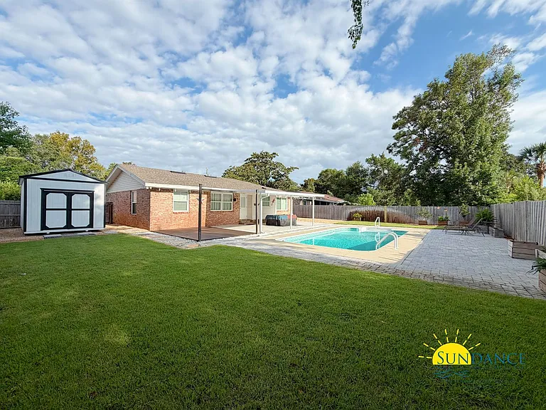 404 Lee Ln — Photo 29