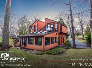 704 Saint Johns Dr, City Of Delafield, WI 53018