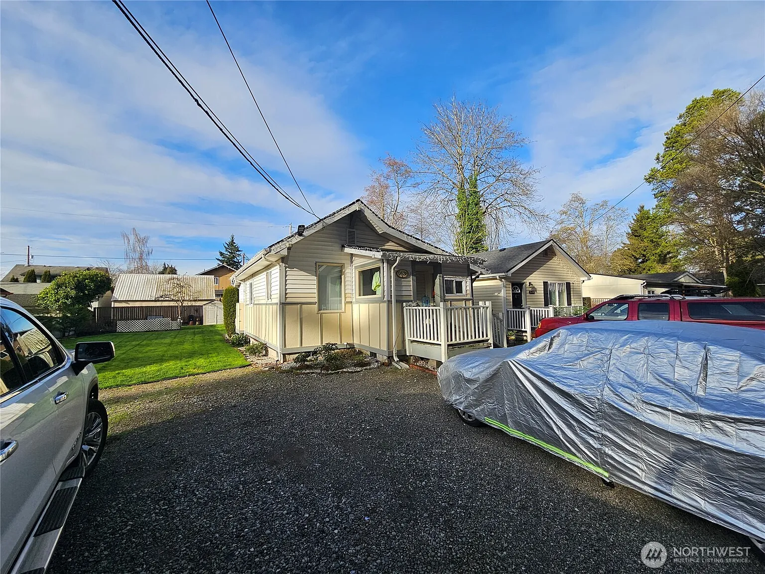 9638 D Street E photo 1