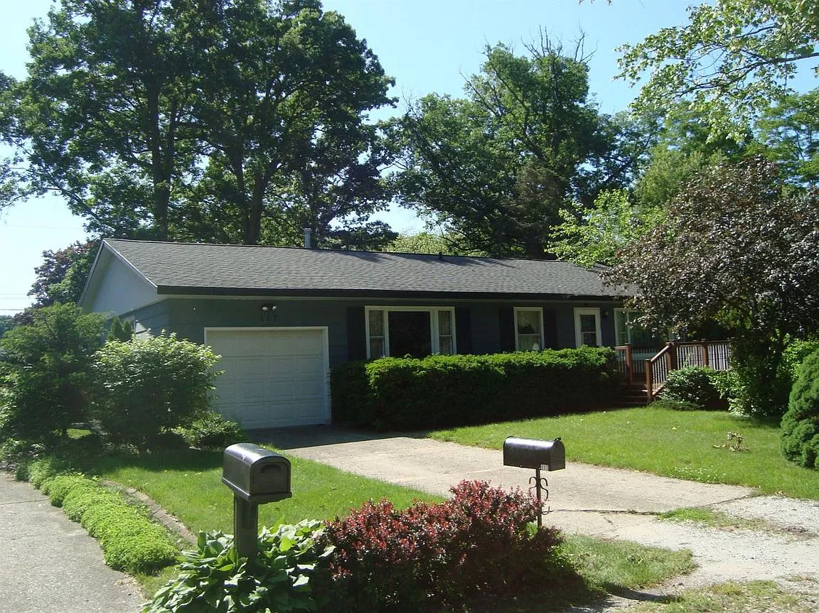 117 Breckenridge Ave photo 1