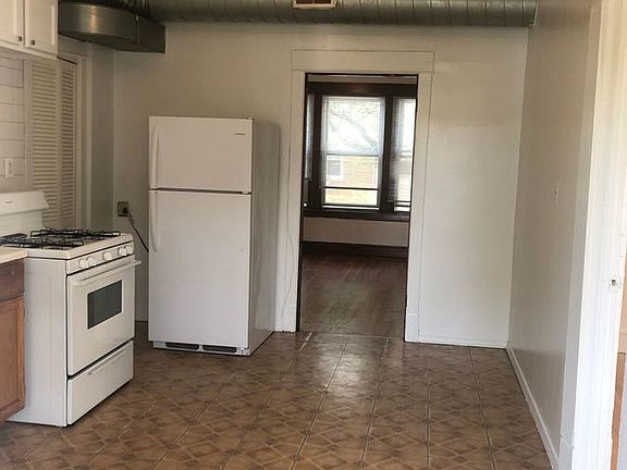 5th image of 1119 N Kildare Ave #1