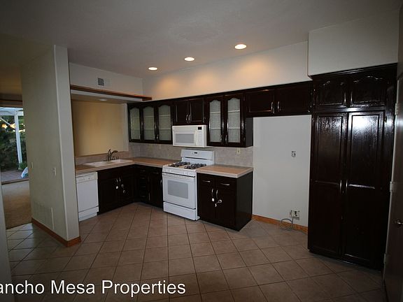 4th image of 10976 Creekbridge Pl
