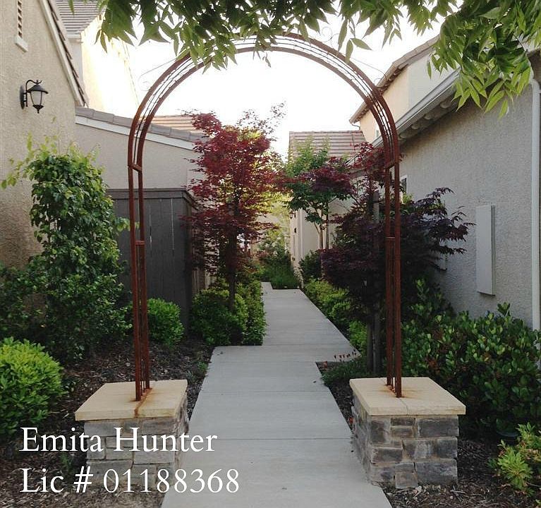 1st image of 141 Talmont Cir