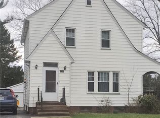 5256 Homewood Ave, Maple Heights, OH 44137