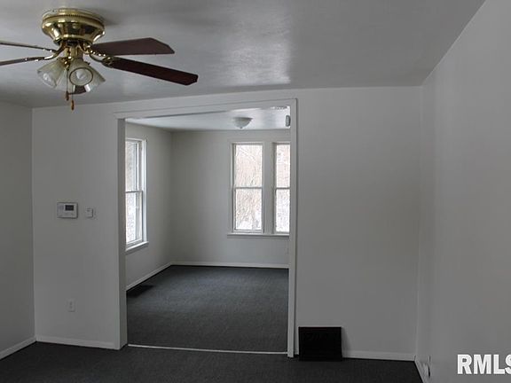 3rd image of 1801 N Machin Ave