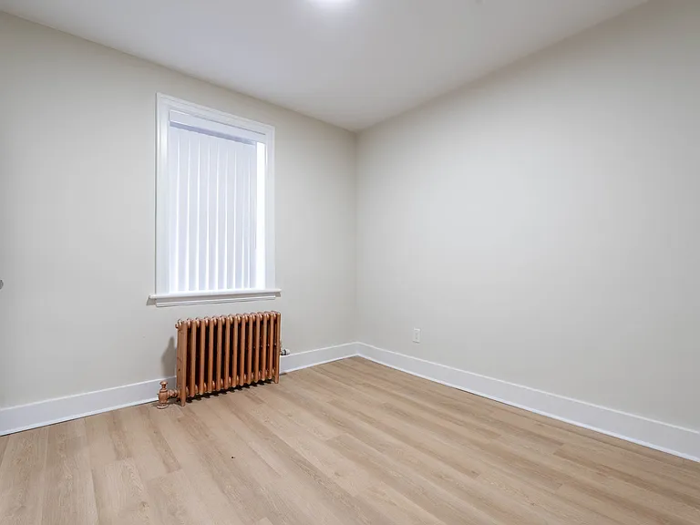 115 Sherbrook St — Photo 11