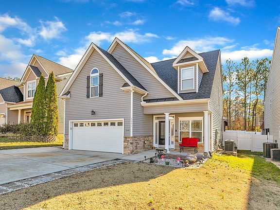 2nd image of 3206 Landing Falls Ln