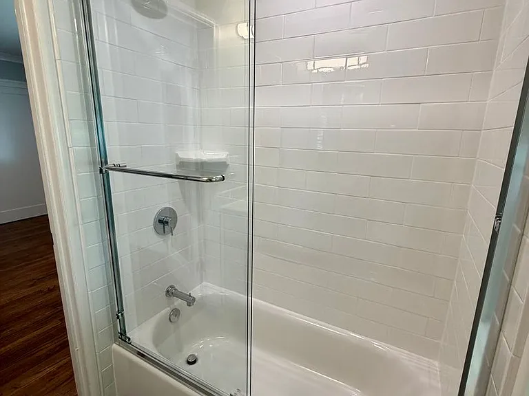 Laurel Oaks Apts — Photo 27