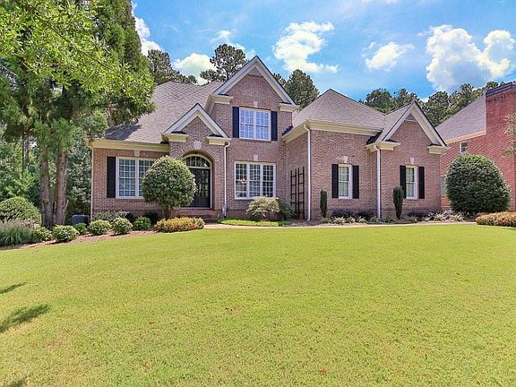 3rd image of 6055 Meridian Dr NW