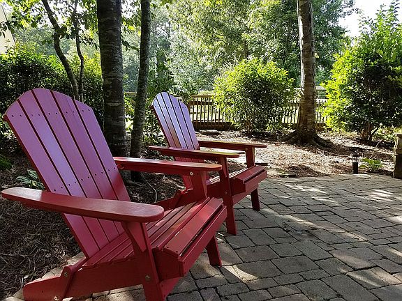 Outdoor Firepit Area