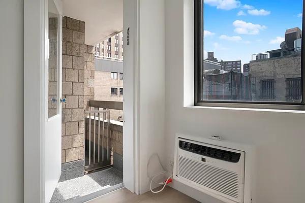 Rented by Oxford Property Group | media 22