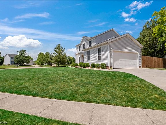 2nd image of 176 Pine Needle Dr