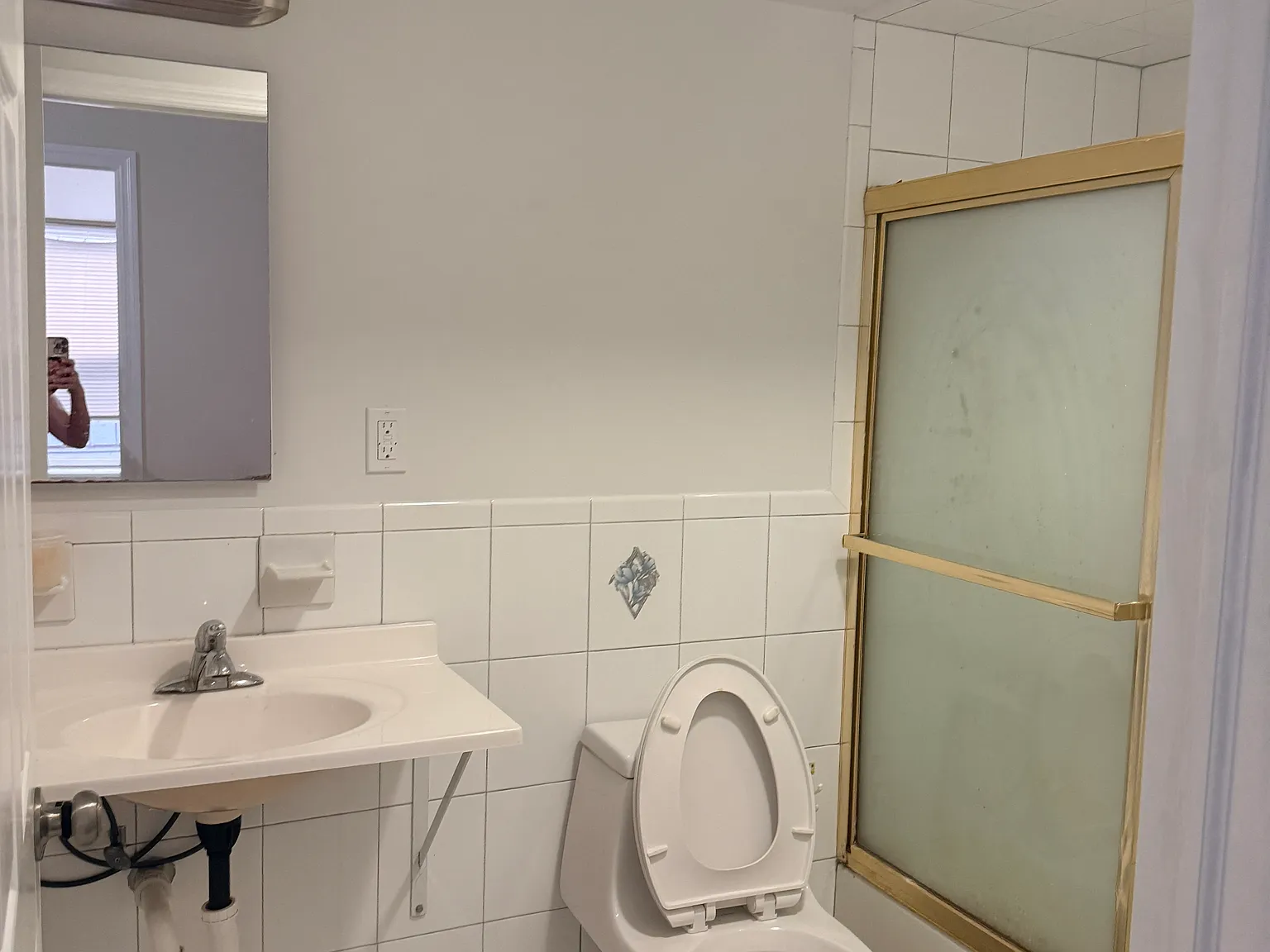 2 bed, 950 sqft, $2,200 — Photo 3