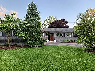 2698 Yorkshire Rd — Photo 28