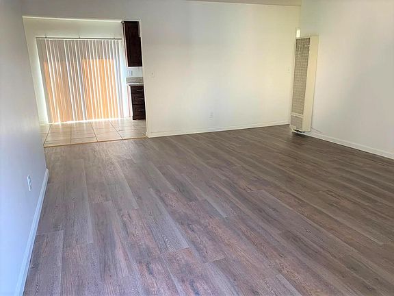 3rd image of 425 N Holliston Ave APT 2