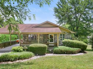 167 Hawkins Creek Rd, Hendersonville, NC 28791