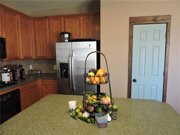 5th image of 1018 Countryside Dr