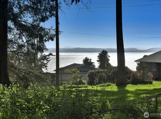 364 E Gramayre Rd, Coupeville, WA 98239