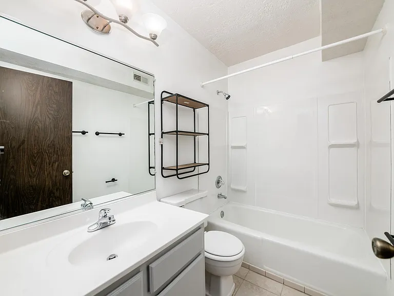 4445 Mobile Dr #2 — Photo 5