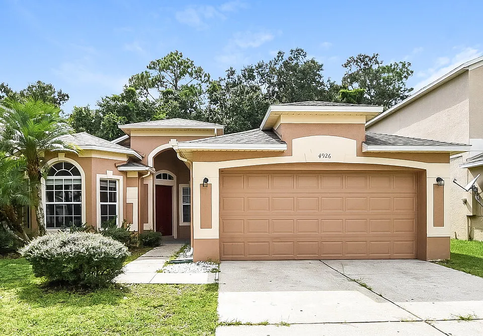 4926 Walnut Ridge Dr