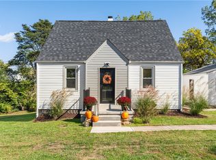 15 Crestview Dr, Mc Kees Rocks, PA 15136