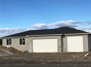 103 Desert Aire Dr SW, Mattawa, WA 99349