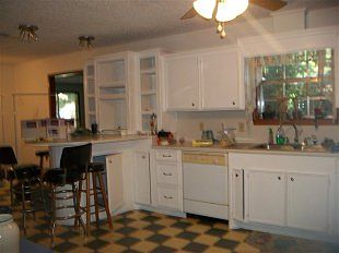4th image of 12 Pinkston Cres