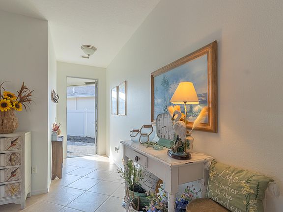 5th image of 312 SW Tomoka Springs Drive