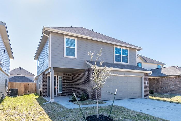 2nd image of 24335 Bella Carolina Ct