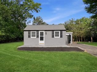 902 Old Medford Avenue, Medford, NY 11763
