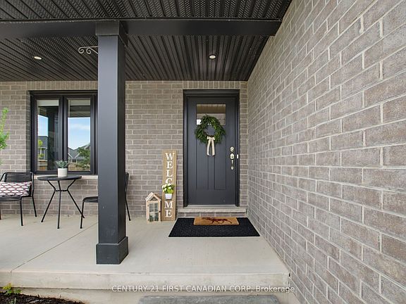 3rd image of 71 Renaissance Dr